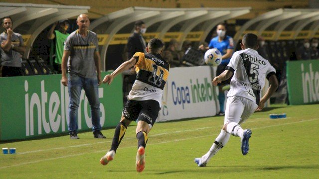 Criciúma elimina a Ponte nos pênaltis e avança à terceira fase da Copa do Brasil