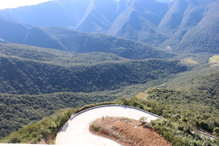 Comitiva do Sul visita obras da Serra da Rocinha