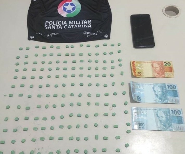 PM apreende comprimidos de Ecstasy em Criciúma