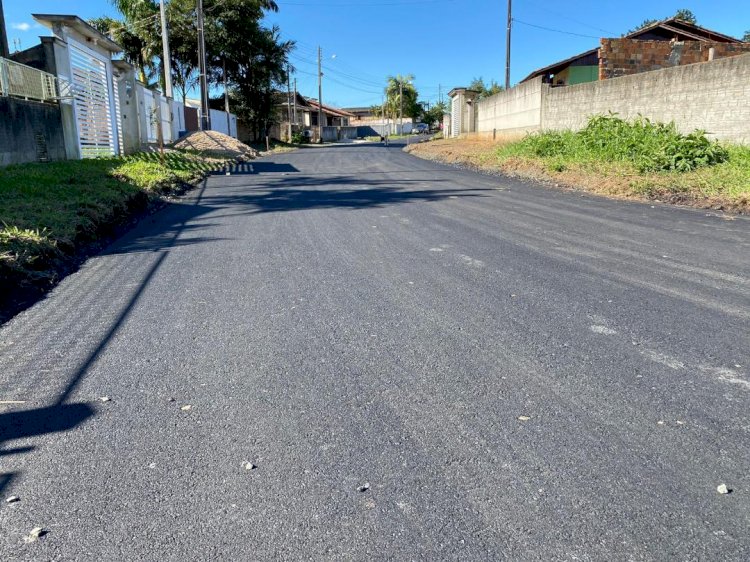 Pavimentação nas ruas do bairro Monte Castelo e Anthurium estão concluídas