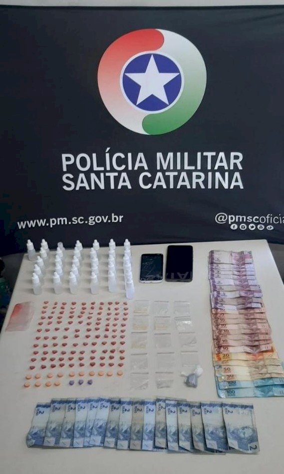 PM apreende Homem que Vendia Ecstasy em Festa Rave em Criciúma