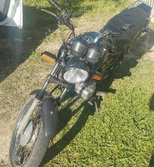 Moto furtada há 3 anos é apreendida pela PM em Criciúma