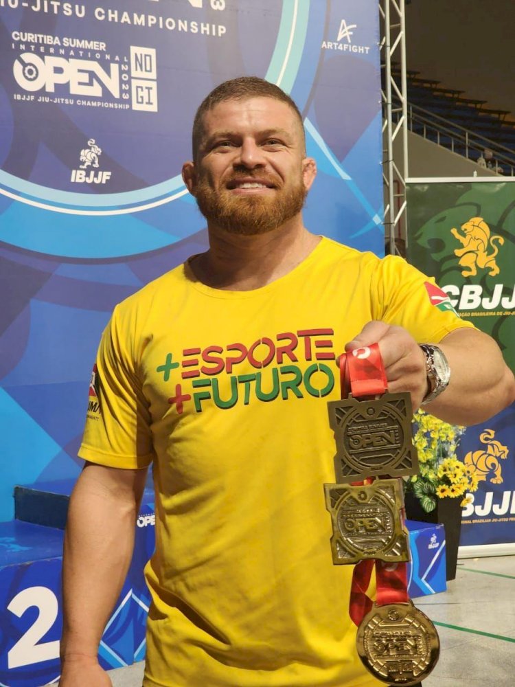 Atleta da FME de Criciúma é campeão em competição internacional de Jiu-Jitsu