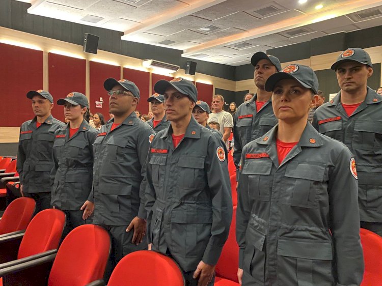 Forquilhinha conta com novos Bombeiros Comunitários