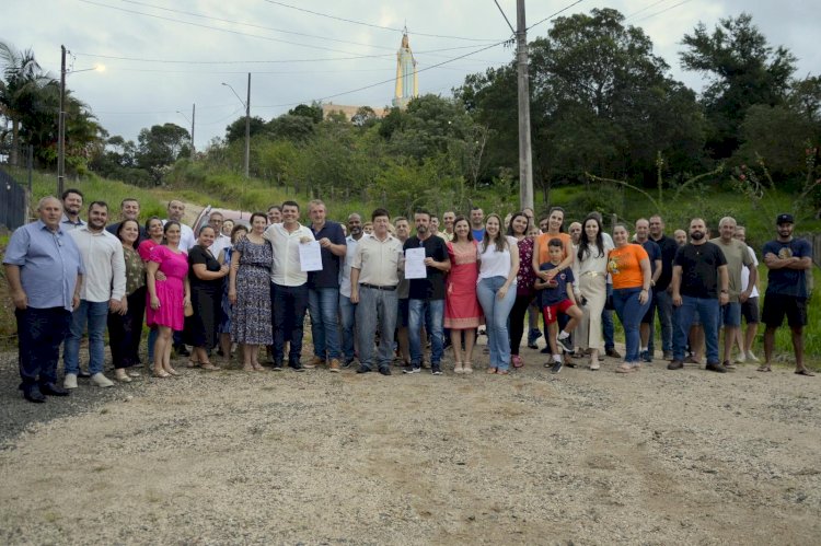 Governo de Siderópolis assina Ordem de Serviço para construção da Praça da Vila São Jorge