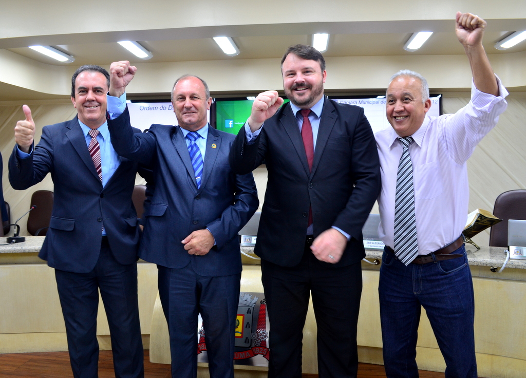 Vereador Miri Dagostim é eleito presidente do Legislativo de Criciúma