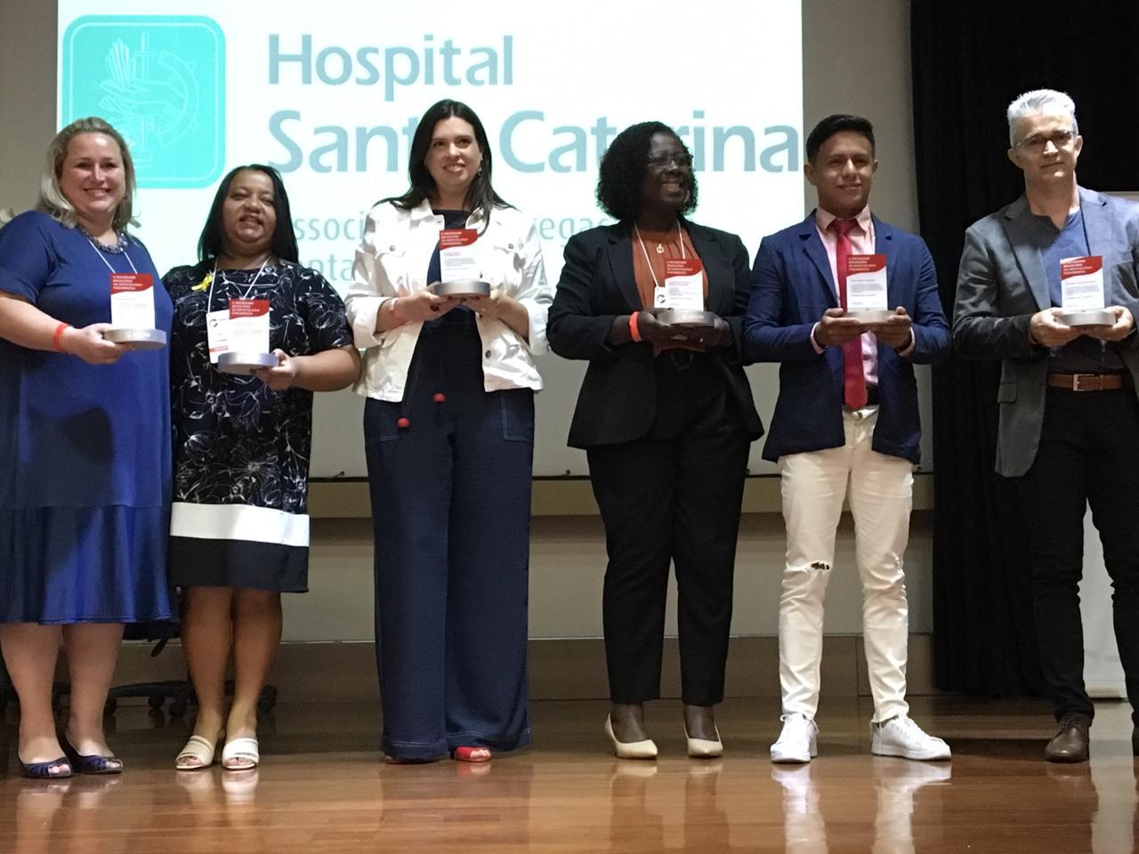 Prêmio ‘Inimigo Número 1 da Hepatite C’ é entregue à equipe do Programa de Hepatites Virais de Criciúma