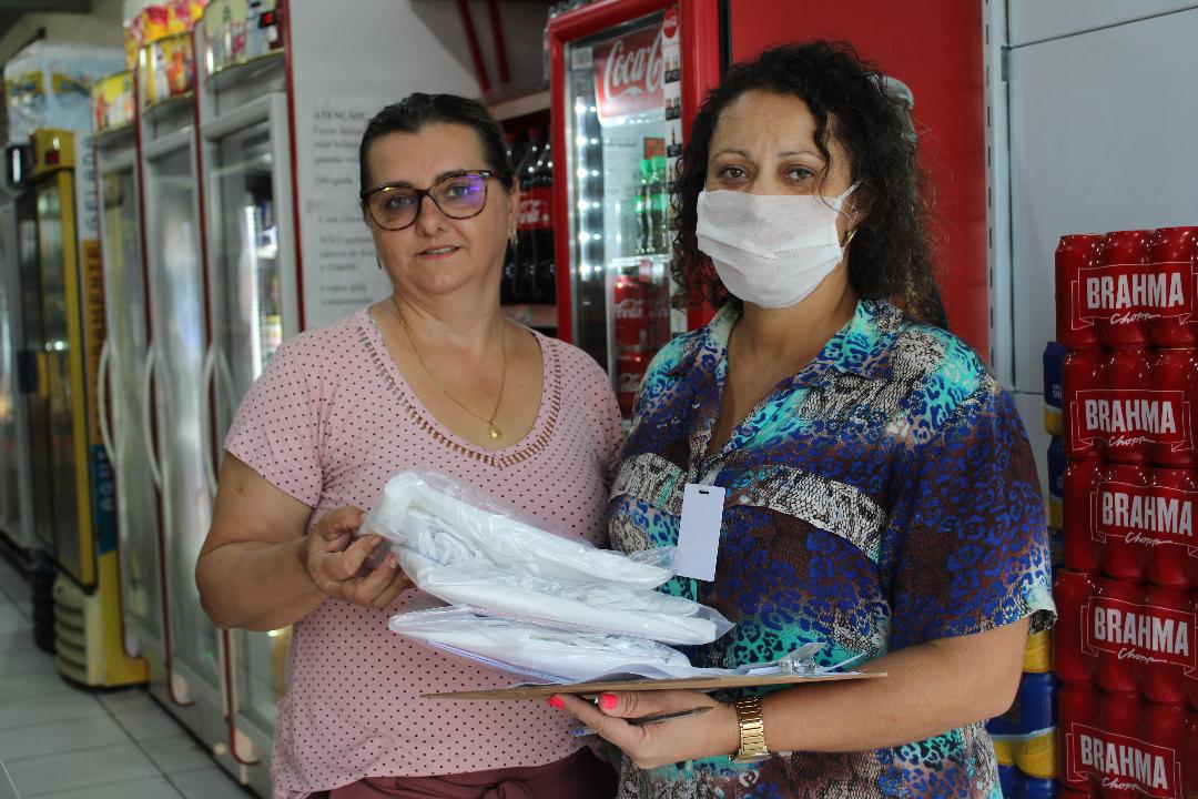 Mais de 600 kits de máscaras foram distribuídos para 73 bairros da cidade
