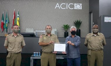 Tenente Coronel Dimitri é homenageado na Acic