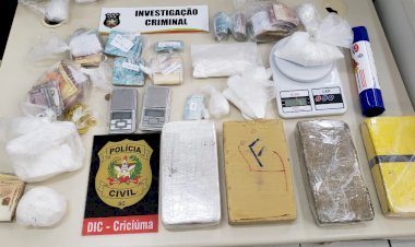 DIC de Criciúma desmantela quadrilha de traficantes e apreende mais de 5 kg de Cocaína