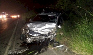 Colisão frontal entre dois veículos é registrado em Criciúma