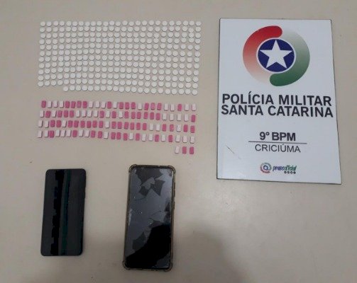 Dupla é presa com 399 Comprimidos de Ecstasy