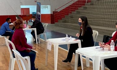 Desempregados não aparecem no balcão de empregos em Criciúma, dos 500 inscritos só 43 compareceram