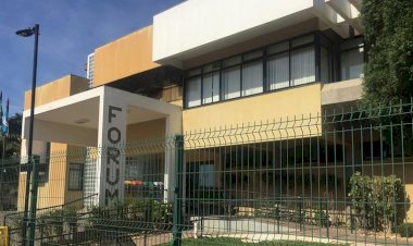 Dupla que assaltou e esfaqueou 25 vezes mulher trans é condenada em Içara