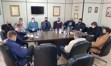 Futuro do Hospital São Marcos é debatido em Nova Veneza