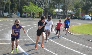 Alunos do Colégio Unesc se classificam para a próxima fase do atletismo nos Jesc