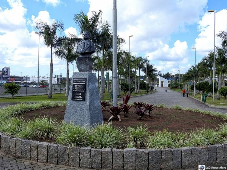 Parque das Nações: aniversário é marcado por atrações e assinatura da ordem de serviço de reforma do espaço