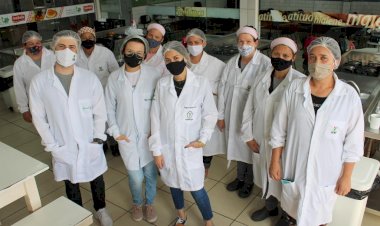 Unesc ensina sobre Culinária Profissional e Segurança Alimentar em curso de extensão no Bairro da Juventude