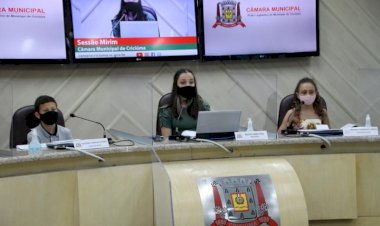 Câmara Mirim realiza última sessão no Legislativo