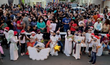 Natal na Praça reúne cerca de 2 mil pessoas na Santa Luzia