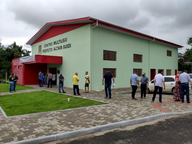 Governo de Criciúma entrega Centros Comunitários nos bairros Cidade Mineira Velha e Mina União