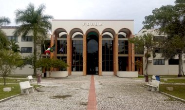 Homem é condenado a 49 anos de prisão por morte de criança de 5 anos e outros crimes