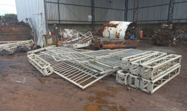 PM prende elementos com estruturas metálicas furtadas