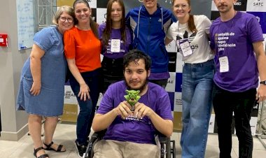 Acadêmicos da Unesc são destaque no Startup Weekend