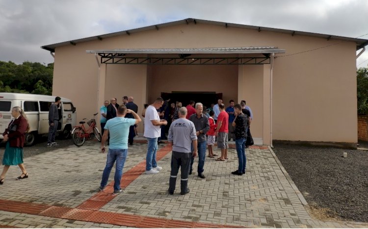 Centro Comunitário da V. Esperança é Inaugurado com apoio do Deputado Vampiro