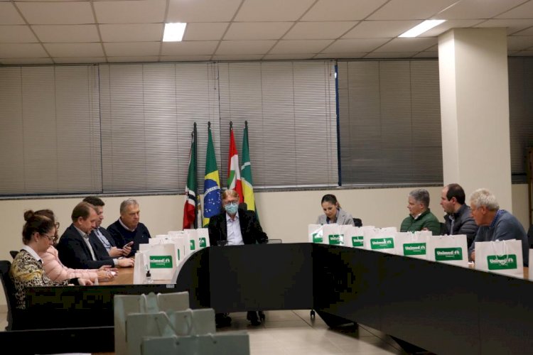 Acic debate em reunião a saúde de Criciúma