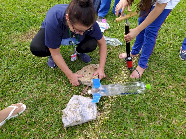 Estudantes dos Clubes de Astronomia de Criciúma iniciam lançamentos para Mostra Brasileira de Foguetes