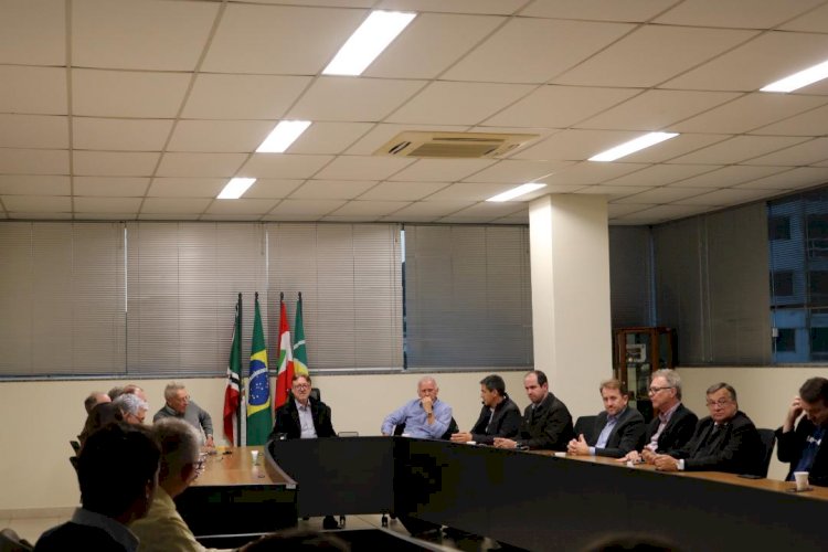 Novas áreas industriais para Criciúma são apresentadas à diretoria da Acic