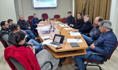 Redução do ICMS dos combustíveis pode gerar impacto de até R$ 98 milhões, em três anos, para os municípios da AMREC