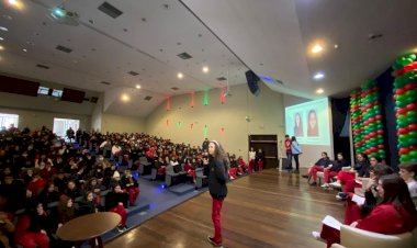 Por meio de eleição do Grêmio Estudantil, alunos do Colégio Unesc se aproximam da política