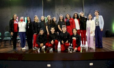 Chapa eleita do Grêmio Estudantil toma posse na Unesc