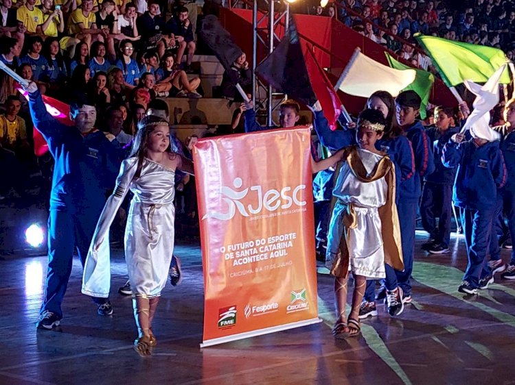 Etnias marcam a cerimônia de abertura dos Jesc em Criciúma