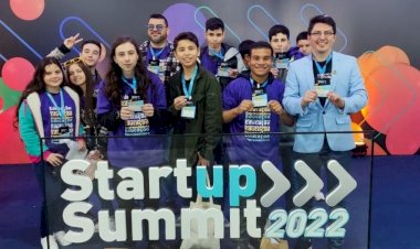 Alunos da Abadeus participam do Startup Summit 2022, em Florianópolis