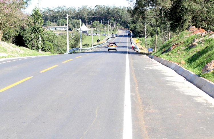 Rodovia João Cirimbelli que liga a Jorge Lacerda é inaugurada em Criciúma