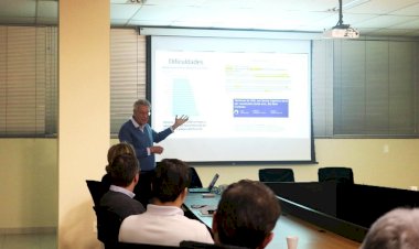 Desempenho do setor cerâmico é detalhado em reunião na Acic