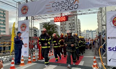 Corrida do Fogo em Criciúma reúne mais de 400 atletas nas ruas da cidade