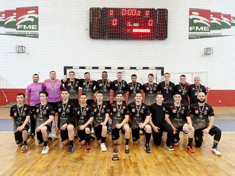 Equipe de Criciúma é campeã invicta da Extraliga SC de Handebol