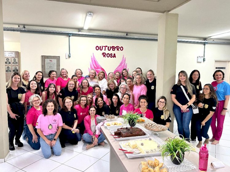 Mulheres Policiais Civis participam de Happy Hour Rosa