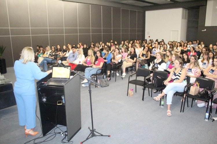 VI Jornada Materno Infantil e I Congresso Materno Infantil reúne acadêmicos em Criciúma