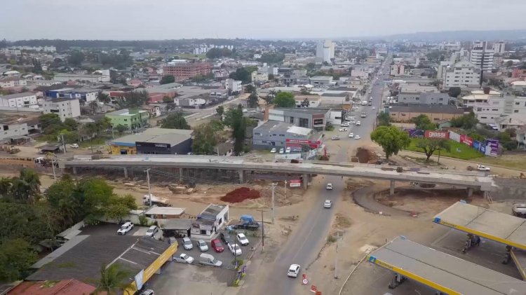 Trânsito na região do viaduto terá mudanças a partir de sexta-feira em Criciúma