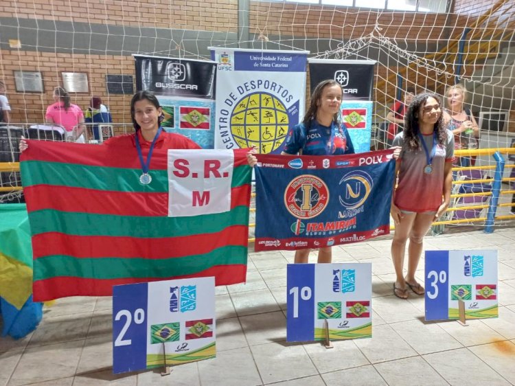 Mampituba/FME Criciúma conquista 7 medalhas no Catarinense de Natação