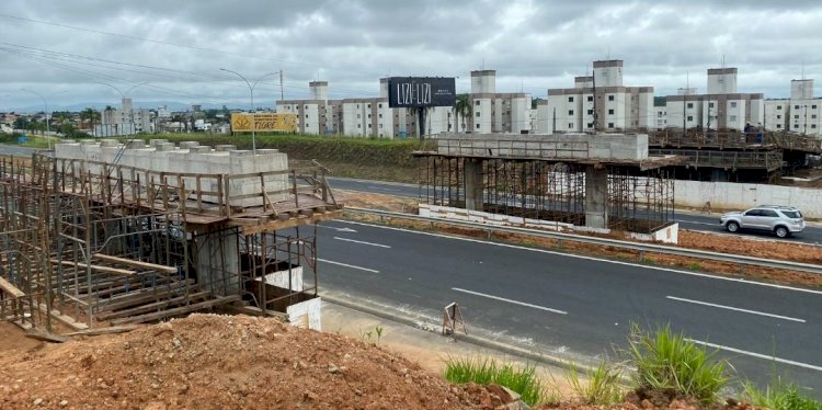 Via Rápida terá mudanças no trânsito devido a nova etapa de obras no viaduto