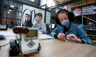 Abadeus atende crianças, jovens e adultos em oficinas de capacitação profissional e projetos sociais