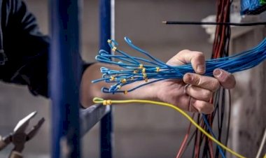 Homem é condenado por tentar furtar fios de residência em Criciúma