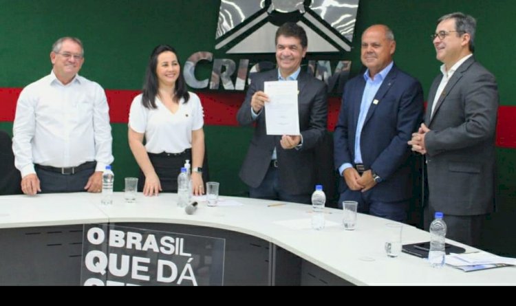 Novos secretários da Prefeitura são empossados em Criciúma