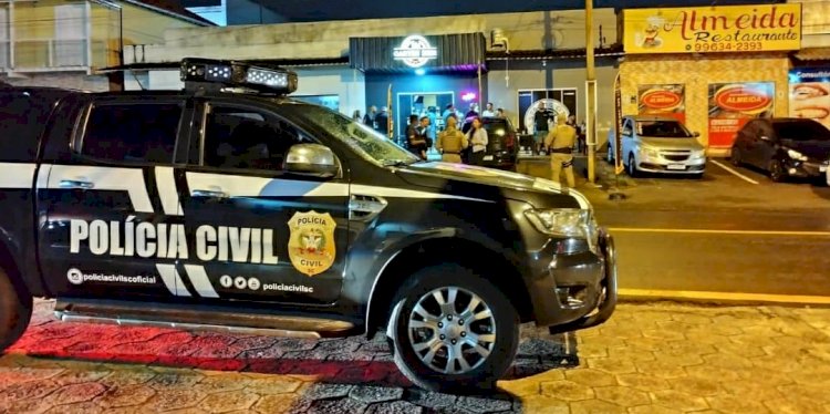 Polícia Civil de Criciúma realiza operação de fiscalização em bares e estabelecimentos de entretenimento noturno